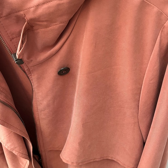 WOMEN’S LIGHTWEIGHT JACKET - Picture 9 of 9